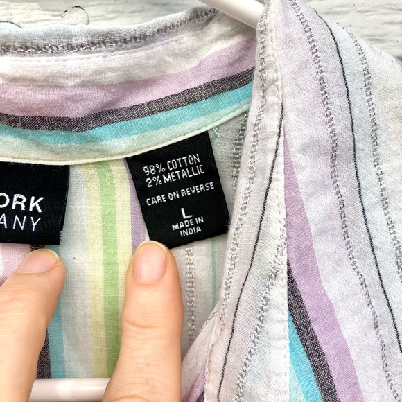 New York & Co Metallic Sheer Striped Short Sleeve Button Shirt Lavender … - Picture 6 of 8